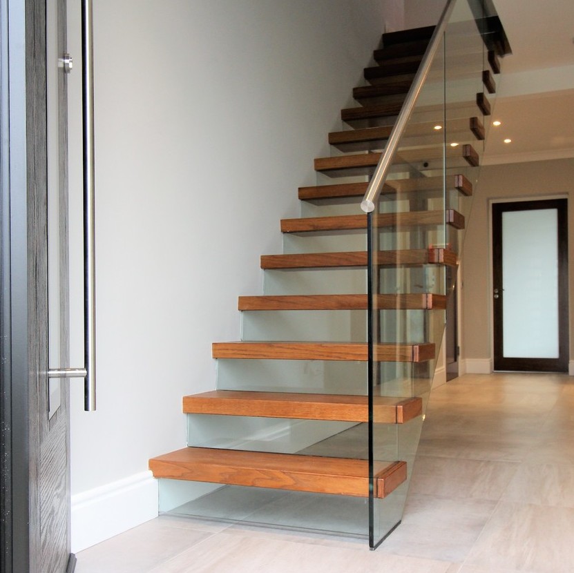 wood steps Floating Staircase with glass railing 