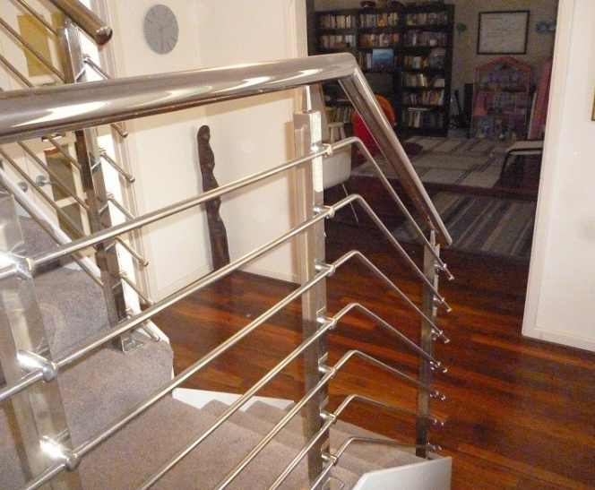 Stainless steel bar balustrade with stainless steel baluster and handrail 
